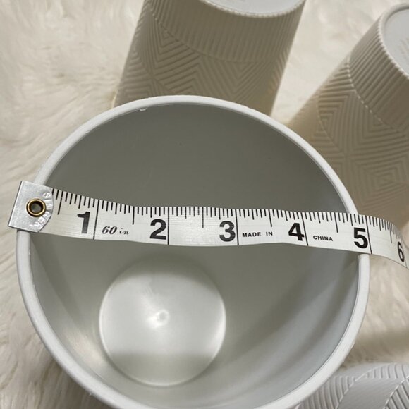 (Set of 6) 5" plastic textured pattern planter pots 2 gray-white & 4 beige - Picture 4 of 10